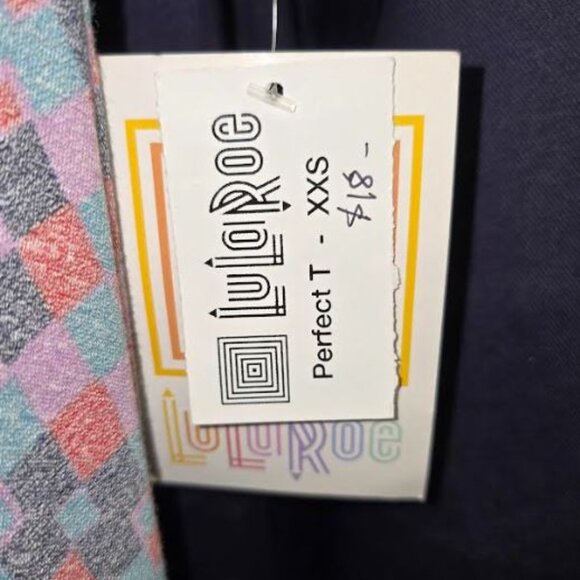 LULAROE NWT Colorful Geometric Short Sleeve Perfect T Size XXS - Picture 4 of 5